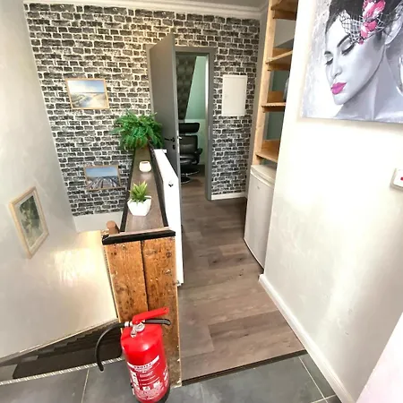 Luerssenwerft Fuer Firmen 4 Einzelzimmer Suchen 公寓 *