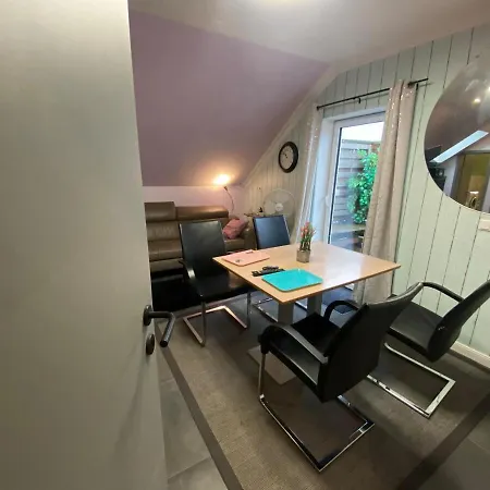 Lürssenwerft Für Firmen 4 Einzelzimmer Suchen Apartment