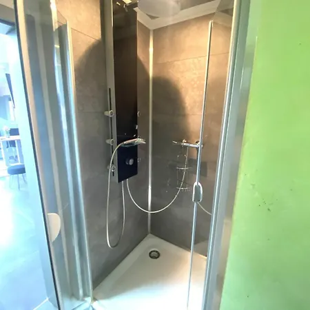 Apartment Luerssenwerft Fuer Firmen 4 Einzelzimmer Suchen