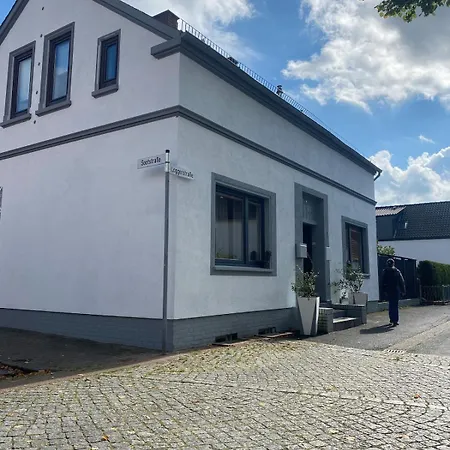 Luerssenwerft Fuer Firmen 4 Einzelzimmer Suchen Бремен