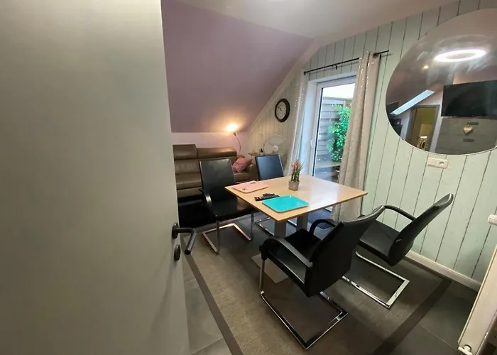 Luerssenwerft Fuer Firmen 4 Einzelzimmer Suchen Apartment