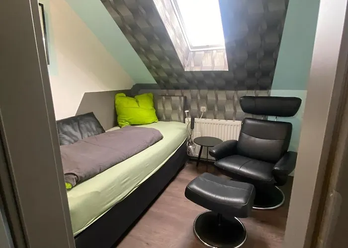 Luerssenwerft Fuer Firmen 4 Einzelzimmer Suchen Apartment